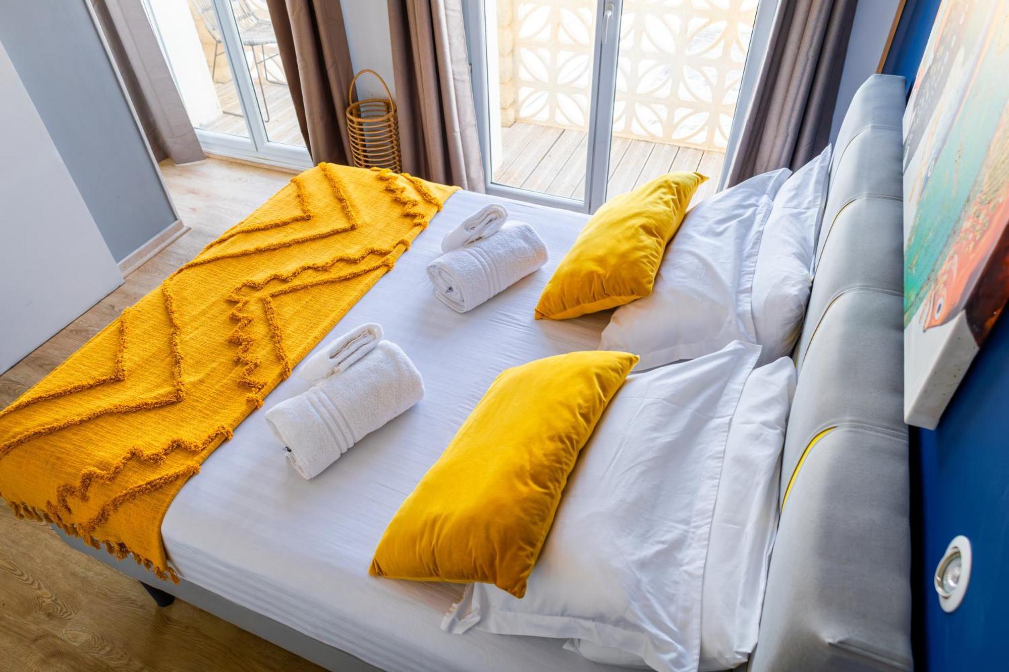 Hotel Restaurant La Cote Revee ルカート エクステリア 写真